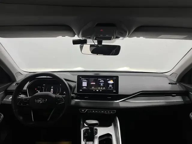 Geely Xing Rui 2.0T luxury model 2023 — миниатюра 4