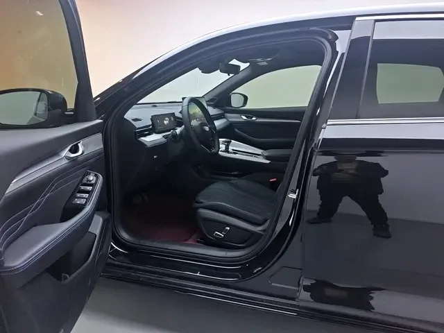 Geely Preface Xing Rui 2025 1.5T Dongfangyao Jinghong Edition+ 2025 — thumbnail 5
