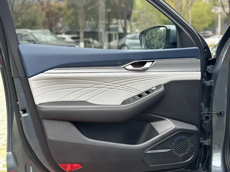 Geely Preface Xing Rui 2023 Xingrui 2023 2.0T Premium Edition 2023 — миниатюра 3