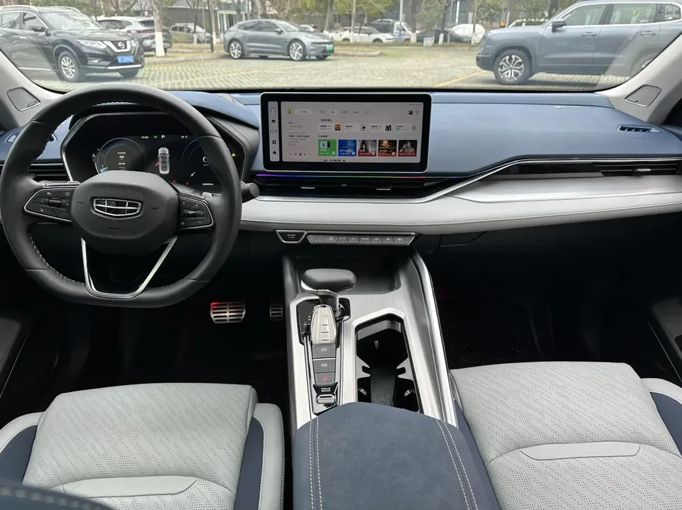 Geely Preface Xing Rui 2023 Xingrui 2023 2.0T Premium Edition 2023 — миниатюра 5