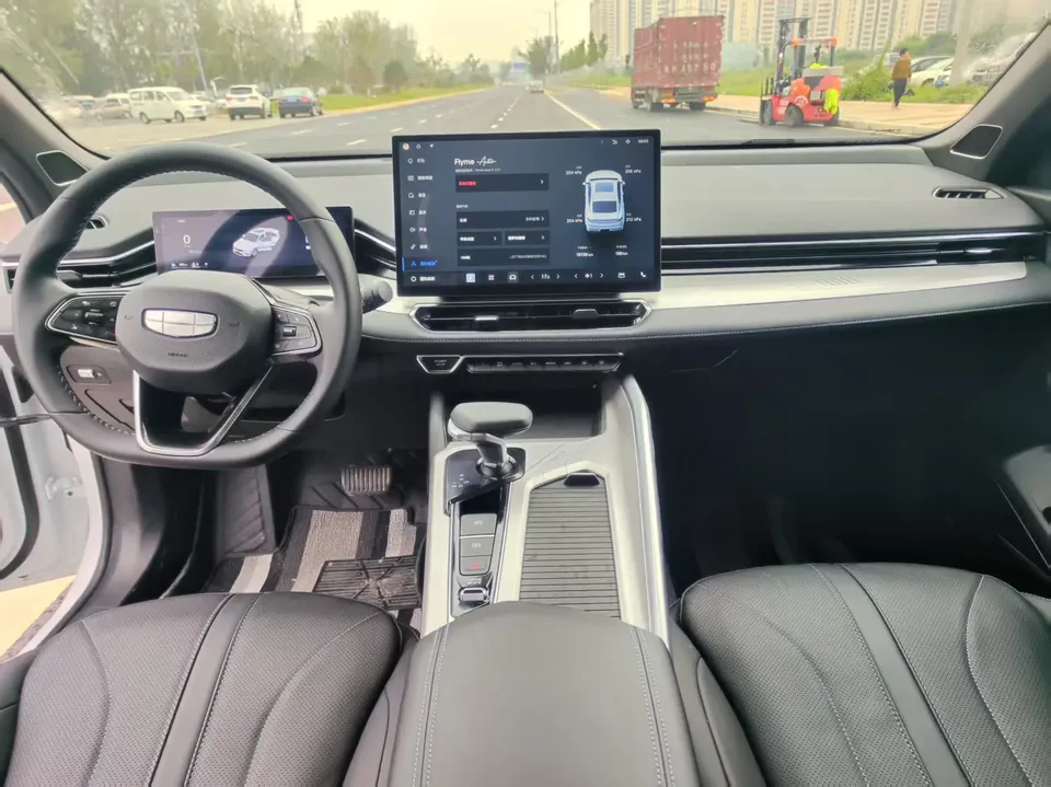 Geely Xing Rui Xingrui 2025 1.5T Dongfangyao Kunlun Edition 2025 — миниатюра 5