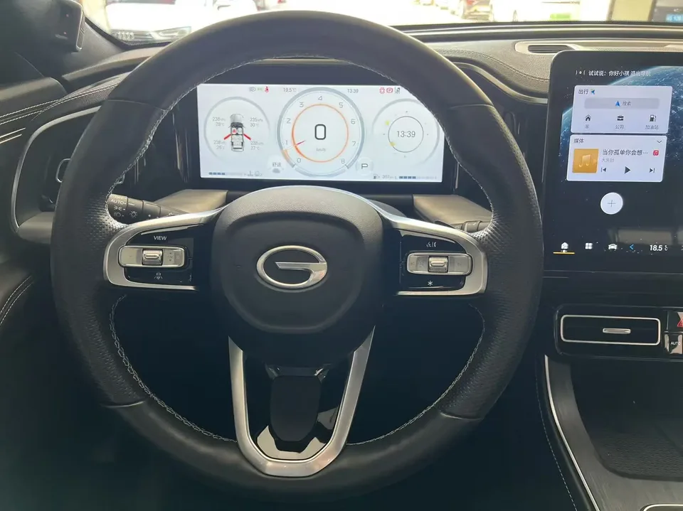 GAC Trumpchi GS8 Trumpchi GS8 2024 Pilot Series 2.0TGDI 2WD Luxury Connected Edition 2023 — миниатюра 5