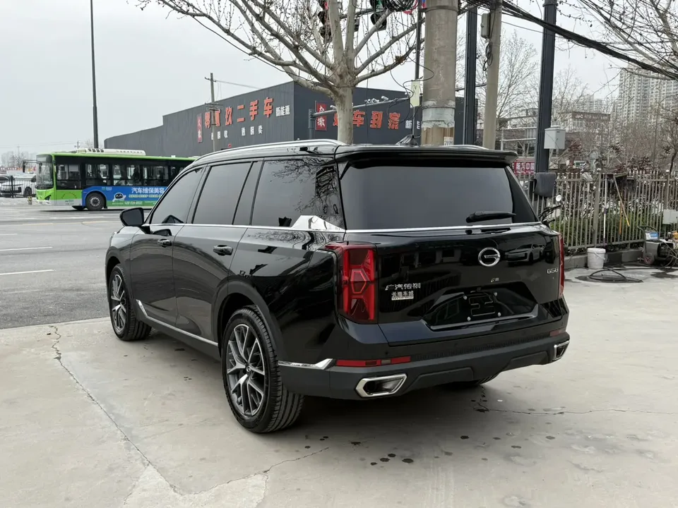 GAC Trumpchi GS8 Trumpchi GS8 2025 Pilot Series 2.0TGDI 2WD 5-seater Luxury Edition 2026 — миниатюра 4