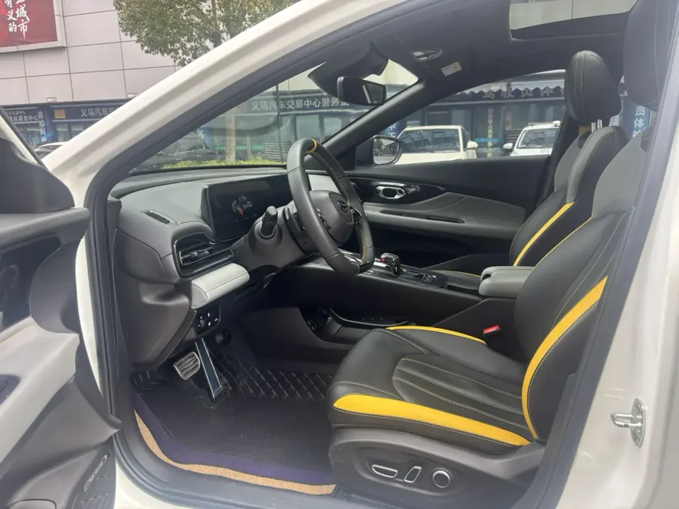 GAC Trumpchi Shadow Leopard 270T DCT J16 Edition 2024 — миниатюра 4