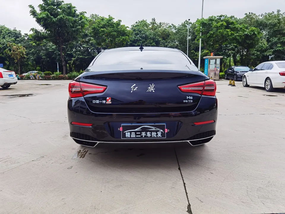 Hongqi H5 classic Hongqi H5 Classic 2022 1.8T Automatic Intelligent Connected Flag Edition 2022 — миниатюра 5