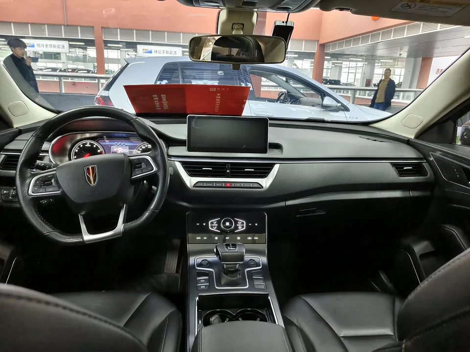 Hongqi H5 classic Hongqi H5 Classic 2022 1.5T DCT Flag Rhyme Edition 2022 — миниатюра 5