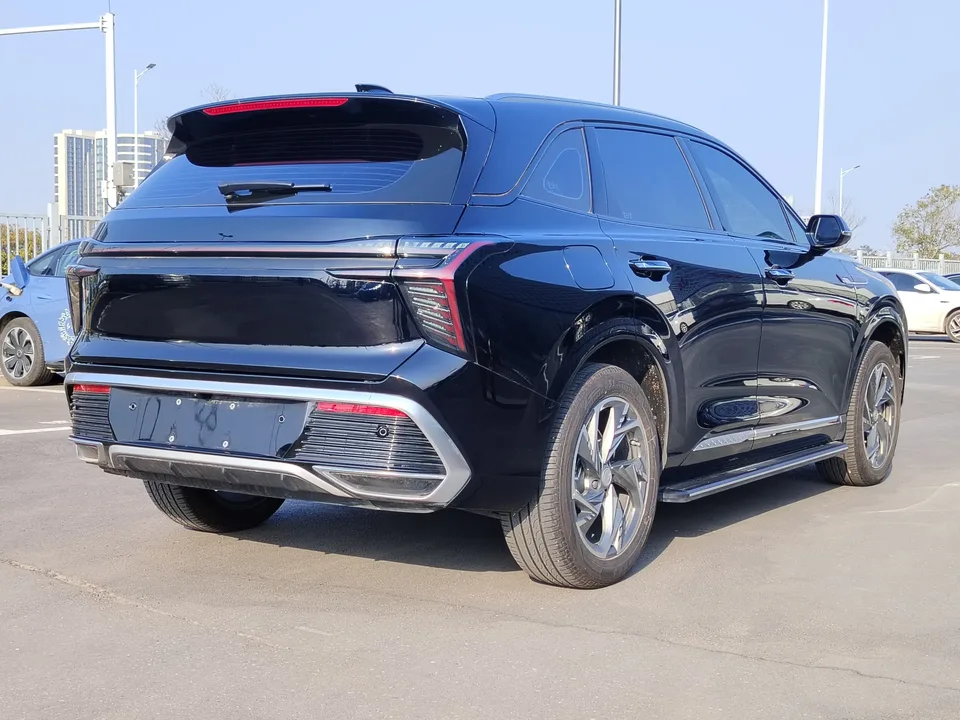 Hongqi HS3 PHEV 115km Jinwei Edition 2025 — миниатюра 2