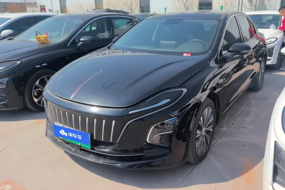 Hongqi E-QM5 2023