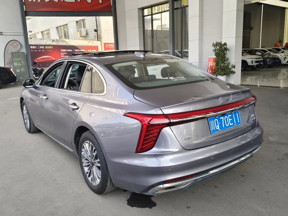 Hongqi H5 Hongqi H5 2023 1.5T DCT Zhilian Qiyun Edition 2024 — миниатюра 4