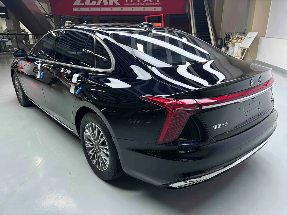 Hongqi H5 Hongqi H5 2023 1.5T DCT Zhilian Qiyun Edition 2022 — миниатюра 2