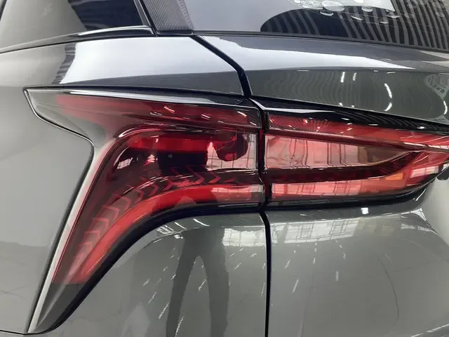 Changan CS75PLUS Classic Edition 1.5T Automatic Pioneer Edition 2023 — миниатюра 4