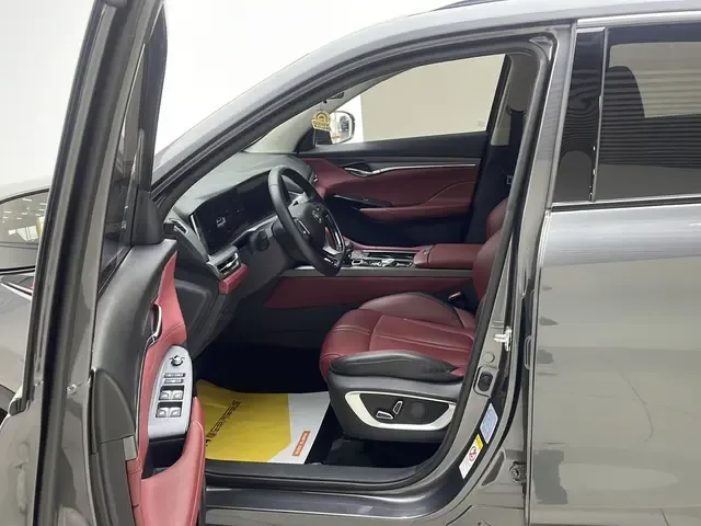 Changan CS75PLUS Classic Edition 1.5T Automatic Pioneer Edition 2023 — миниатюра 5