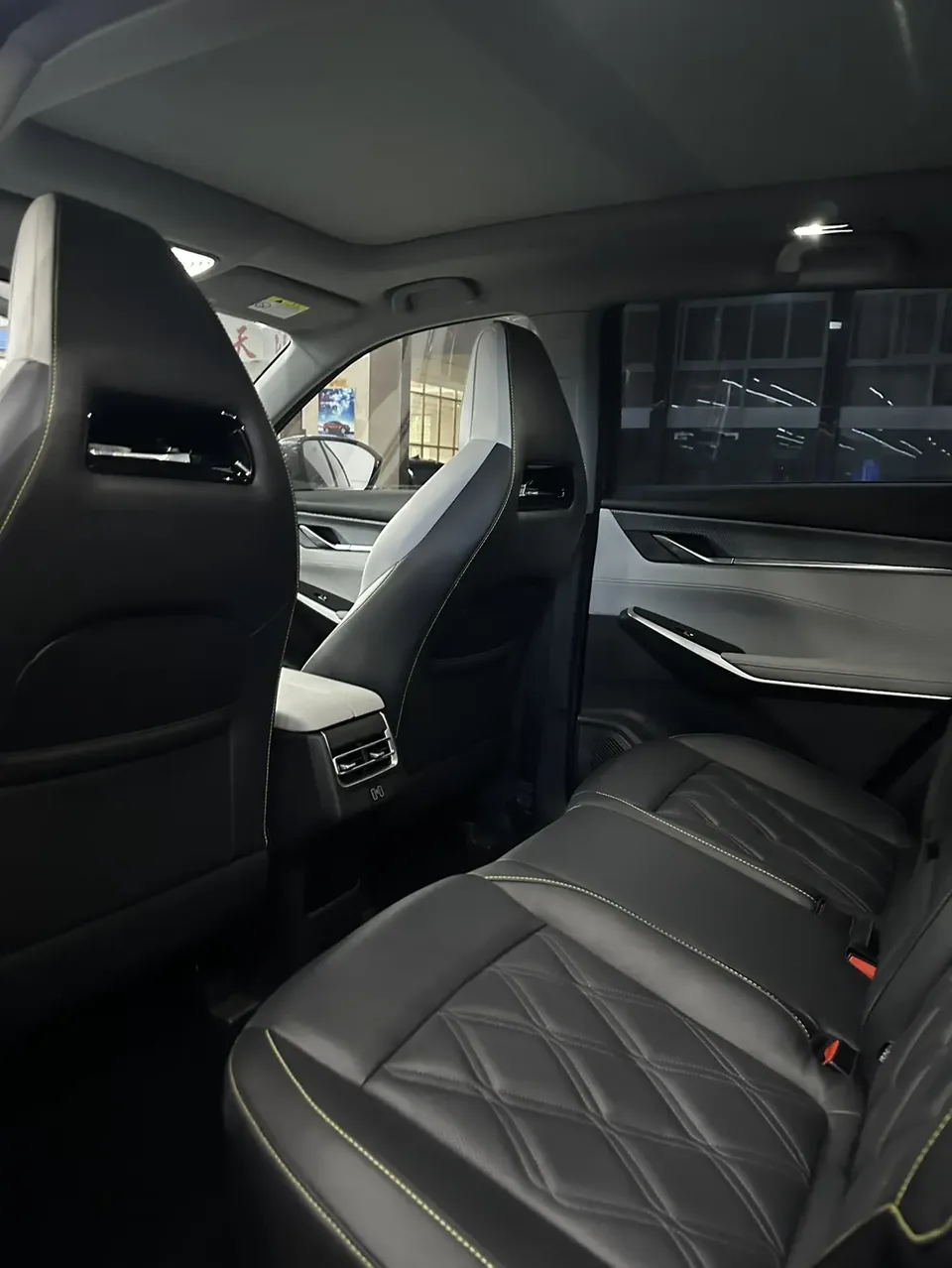 Changan CS75PLUS third generation 1.5T automatic premium model 2023 — миниатюра 4