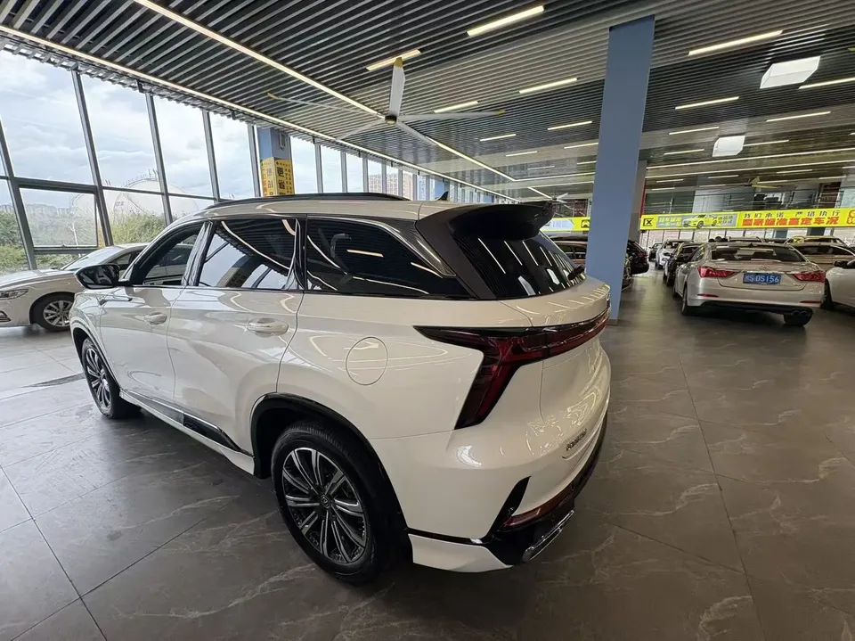 Changan CS75PLUS third generation 1.5T automatic pilot model 2023 — миниатюра 4