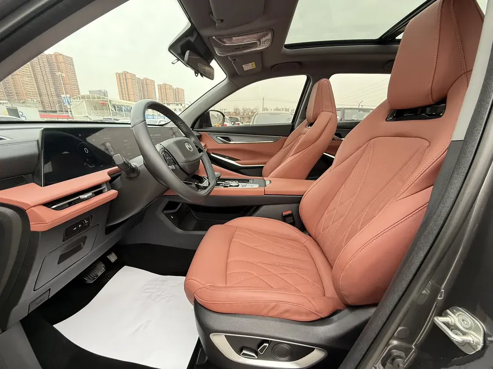 Changan CS75PLUS third generation champion version 1.5T automatic intelligent driving dynamic navigation model 2025 — миниатюра 4