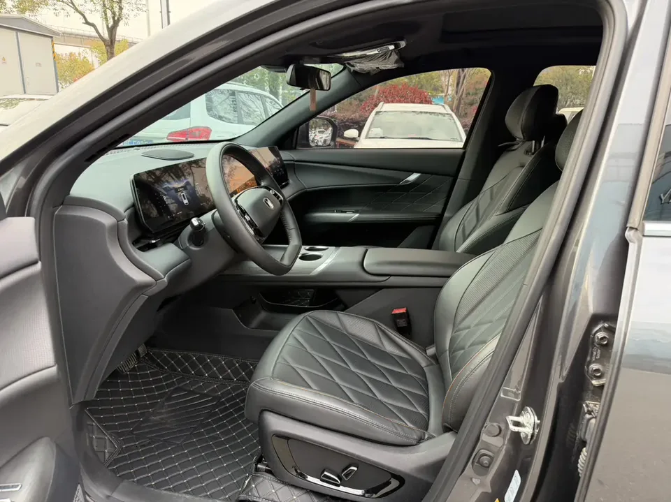 Changan CS75PLUS Fourth Generation Ultra 2.0T New Blue Whale Qingyun Edition 2025 — миниатюра 5