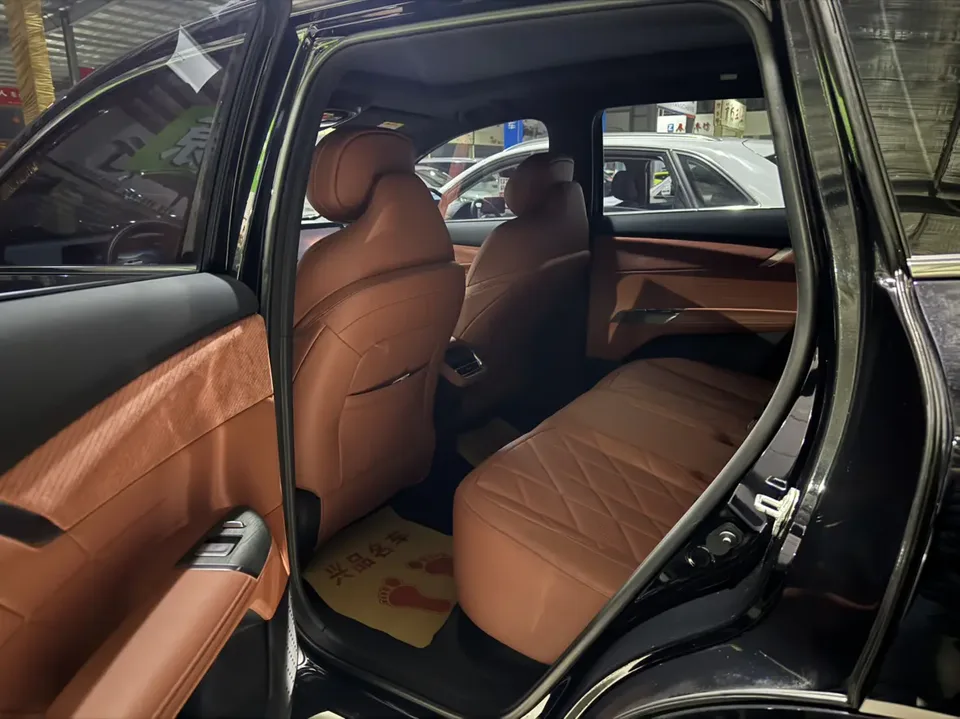 Changan CS75PLUS Changan CS75 PLUS 2025 fourth generation 1.5T New Blue Whale Smart Premium Edition 2024 — миниатюра 3