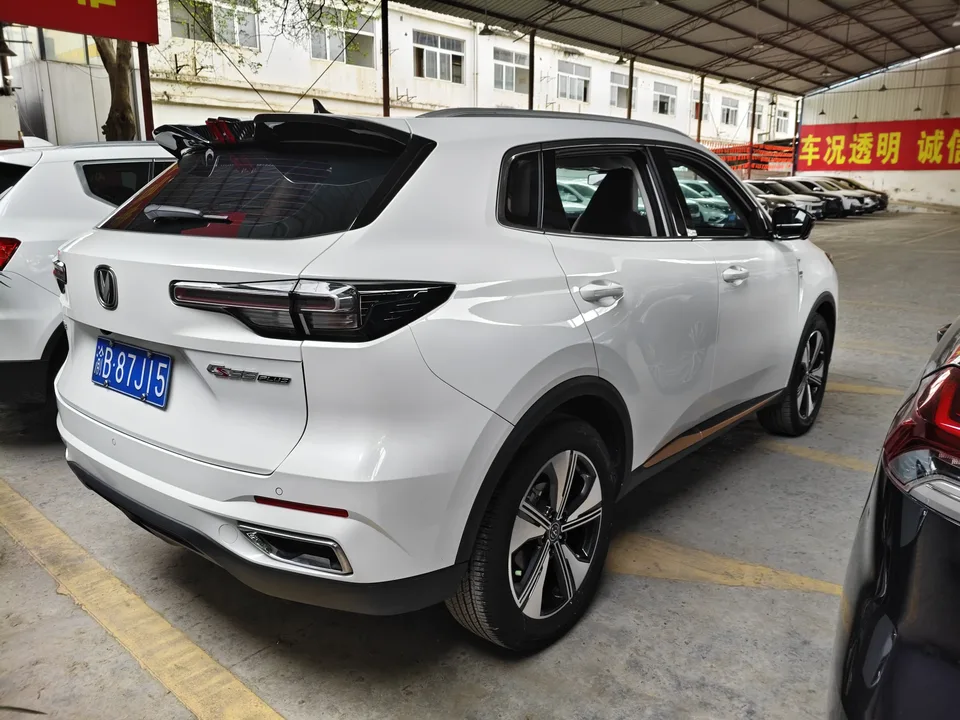 Changan CS55 Plus Changan CS55 PLUS 2022 Second Generation 1.5T DCT Premium Edition 2023 — миниатюра 4