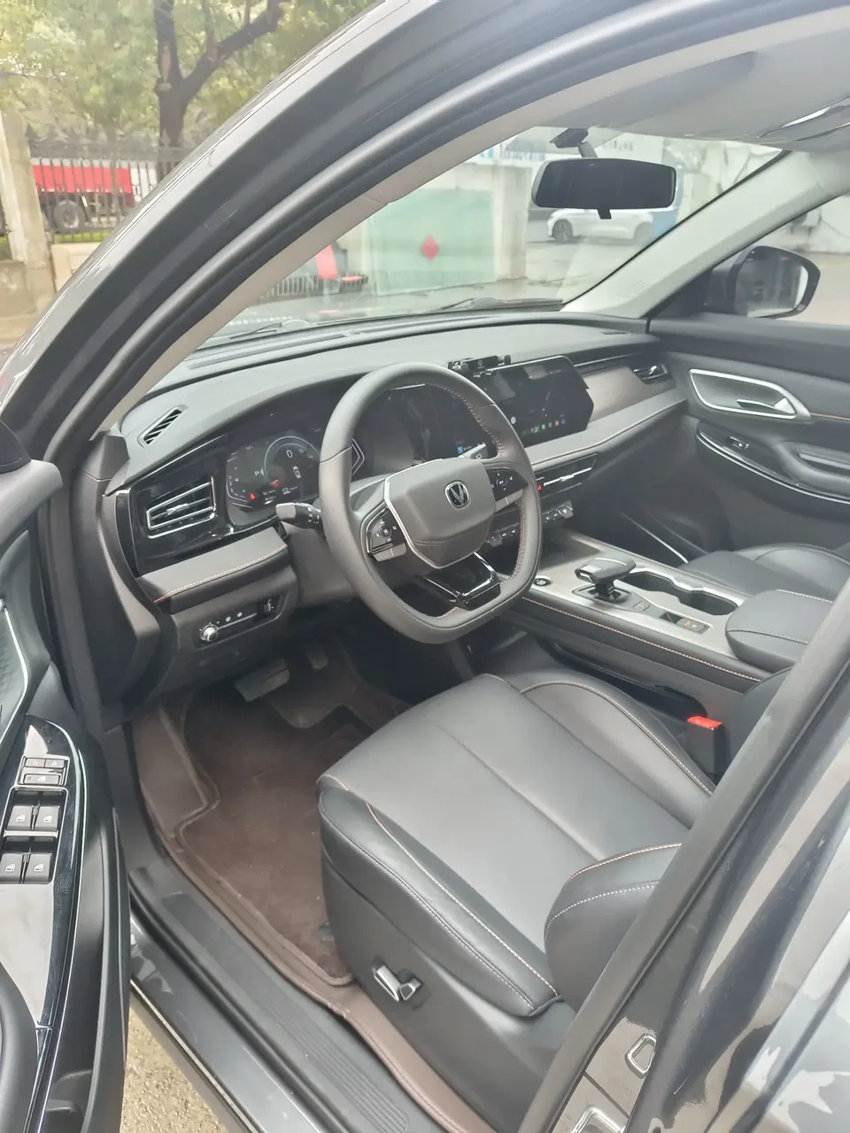 Changan X7 PLUS Changan X7 PLUS 2024 1.5T DCT Premium 7-seater 2024 — thumbnail 3