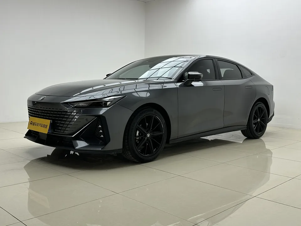 Changan UNI-V 2024