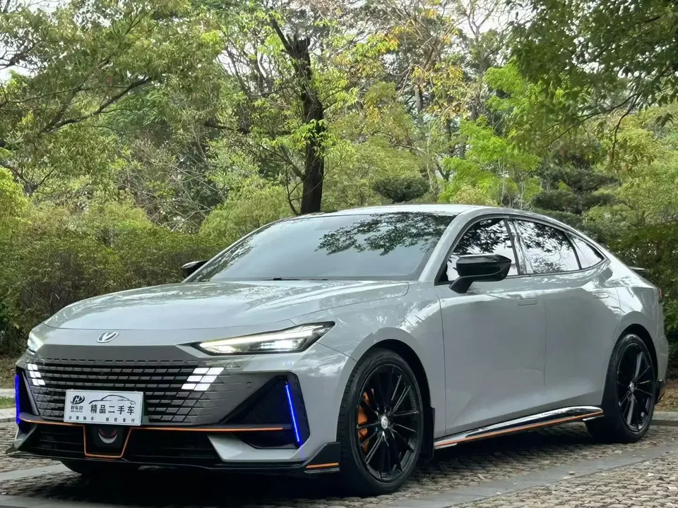 Changan UNI-V 2022
