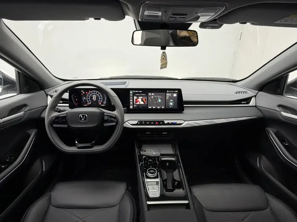Changan Ruicheng PLUS Ruicheng PLUS 2023 1.5T DCT Pilot 2024 — thumbnail 3