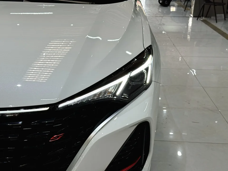 Changan Escape Escape 2024 PLUS 1.4T DCT High Energy Edition 2024 — thumbnail 3