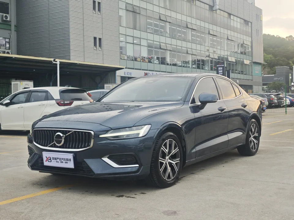 Volvo S60 2023