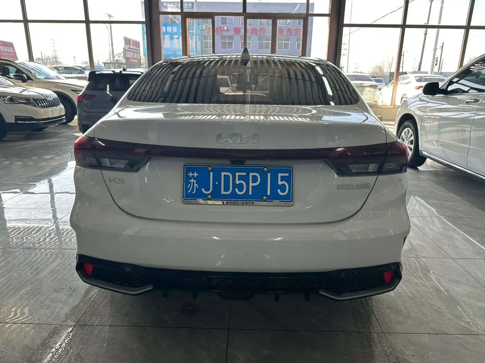 Kia K3 Kia K3 2023 1.5L IVT Deluxe Edition 2023 — thumbnail 2