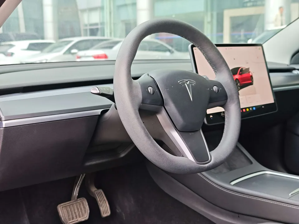 Tesla Model 3 Model 3 2022 Model 3 2022 rear-wheel drive version 2022 — thumbnail 4