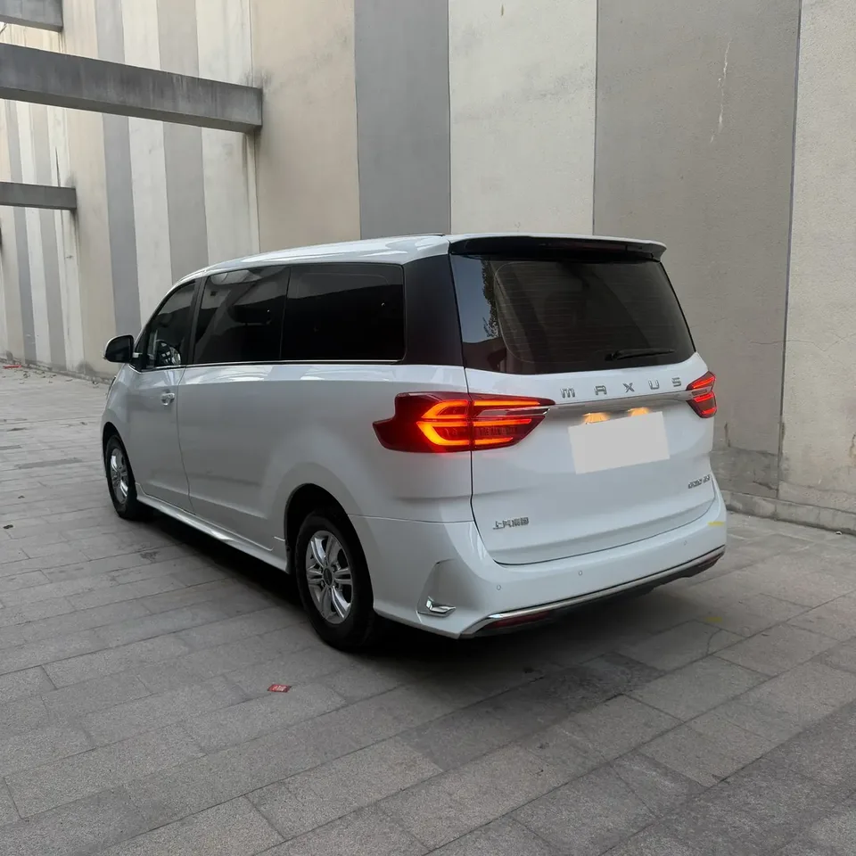 Datong Maxus G20 facelift ES 2.0T gasoline automatic value version 2023 — миниатюра 4