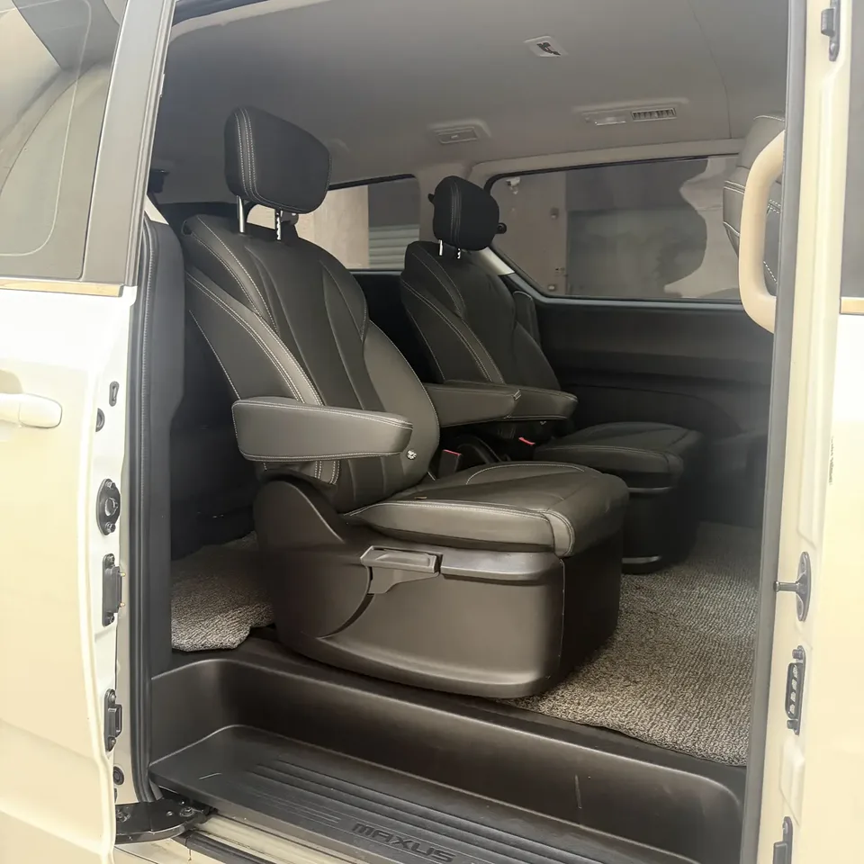Datong Maxus G20 facelift ES 2.0T gasoline automatic value version 2023 — миниатюра 5
