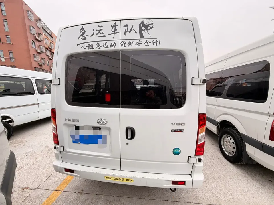 Datong Xintu V80 Xintu V80 2024 PRO 2.0T Manual Aoyuntong Long Shaft Center Top 127Ps 6-9 Seats 2025 — миниатюра 5