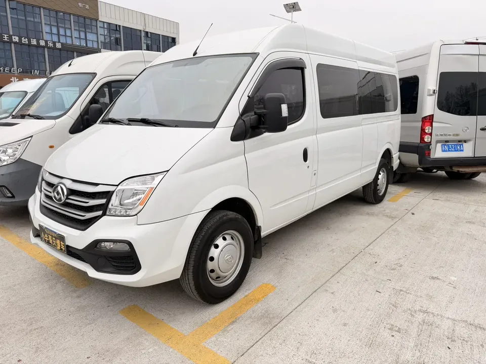 Datong Xintu V80 Xintu V80 2024 PRO 2.0T Manual Aoyuntong Long Shaft Center Top 127Ps 6-9 Seats 2025 — фото 1, купить с доставкой в Москву