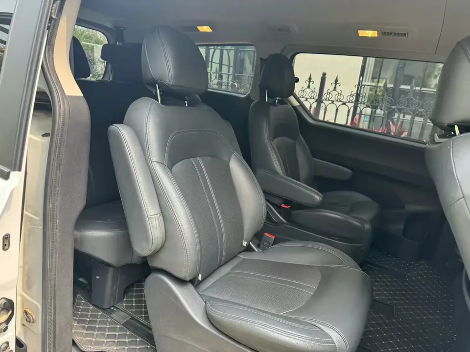 Datong Maxus G10 Maxus G10 2022 2.0T Gasoline Automatic Smart Edition 7 Seaters 2022 — миниатюра 3