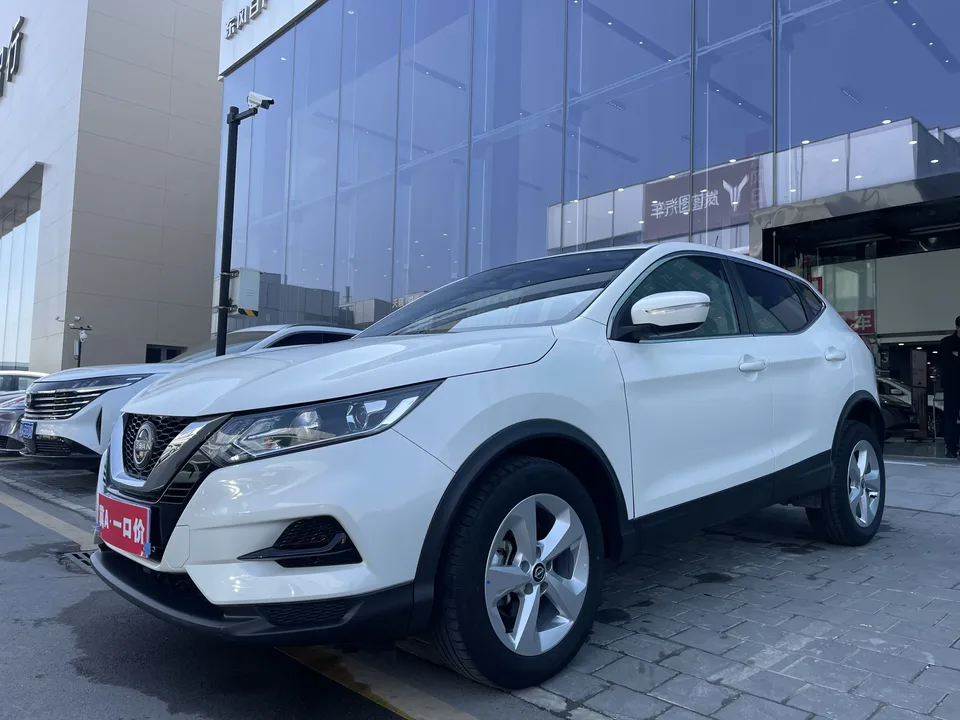 Nissan Qashqai Classic 2.0L Comfort Edition 2024 — фото 1, купить с доставкой в Москву
