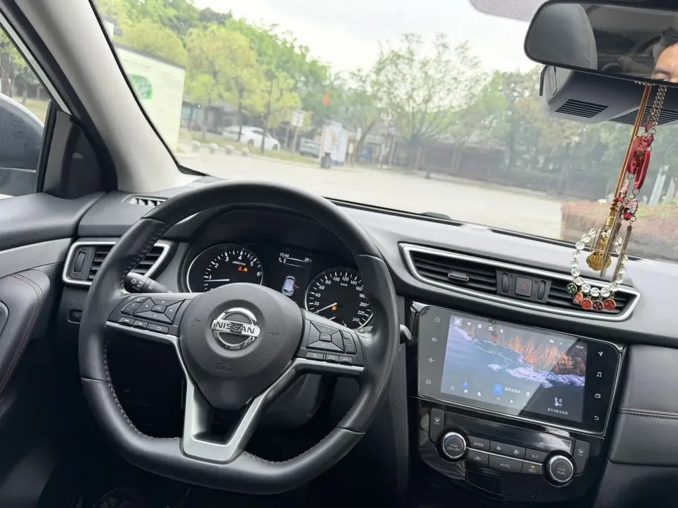 Nissan Qashqai Qashqai 2022 Qashqai 2022 2.0L XV Prem. Deluxe Edition 2023 — thumbnail 4