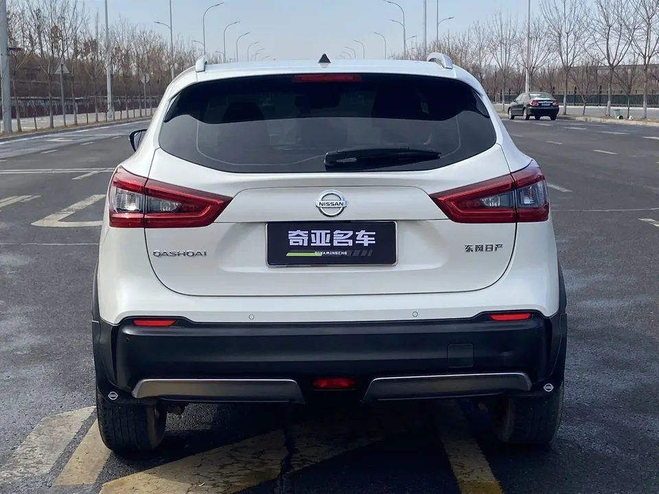Nissan Qashqai Qashqai 2022 2.0L XV Prem. Deluxe Edition 2022 — миниатюра 2
