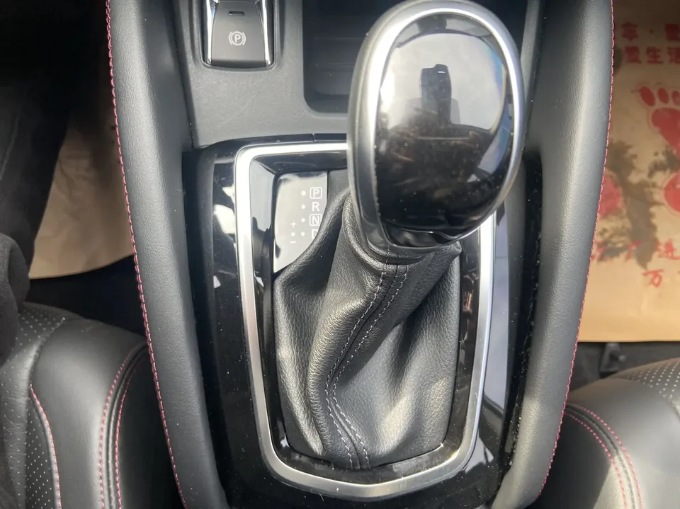 Nissan Qashqai Qashqai 2022 2.0L XV Prem. Deluxe Edition 2022 — миниатюра 4
