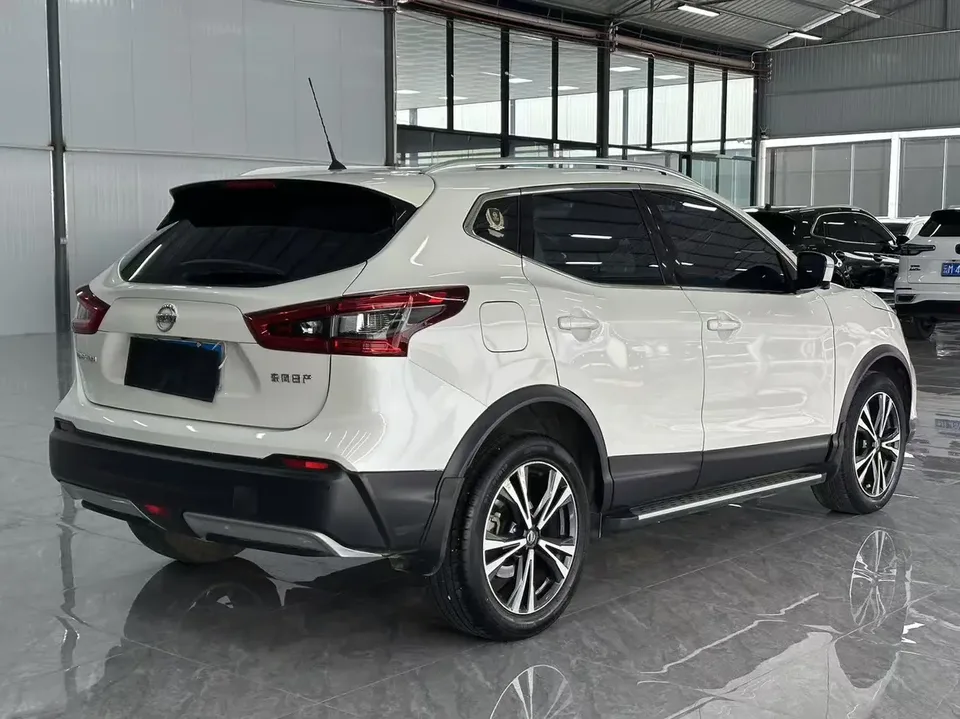Nissan Qashqai Qashqai 2022 Qashqai 2022 2.0L XV Prem. Deluxe Edition 2022 — thumbnail 2