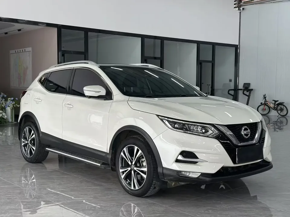 Nissan Qashqai Qashqai 2022 Qashqai 2022 2.0L XV Prem. Deluxe Edition 2022 — thumbnail 3