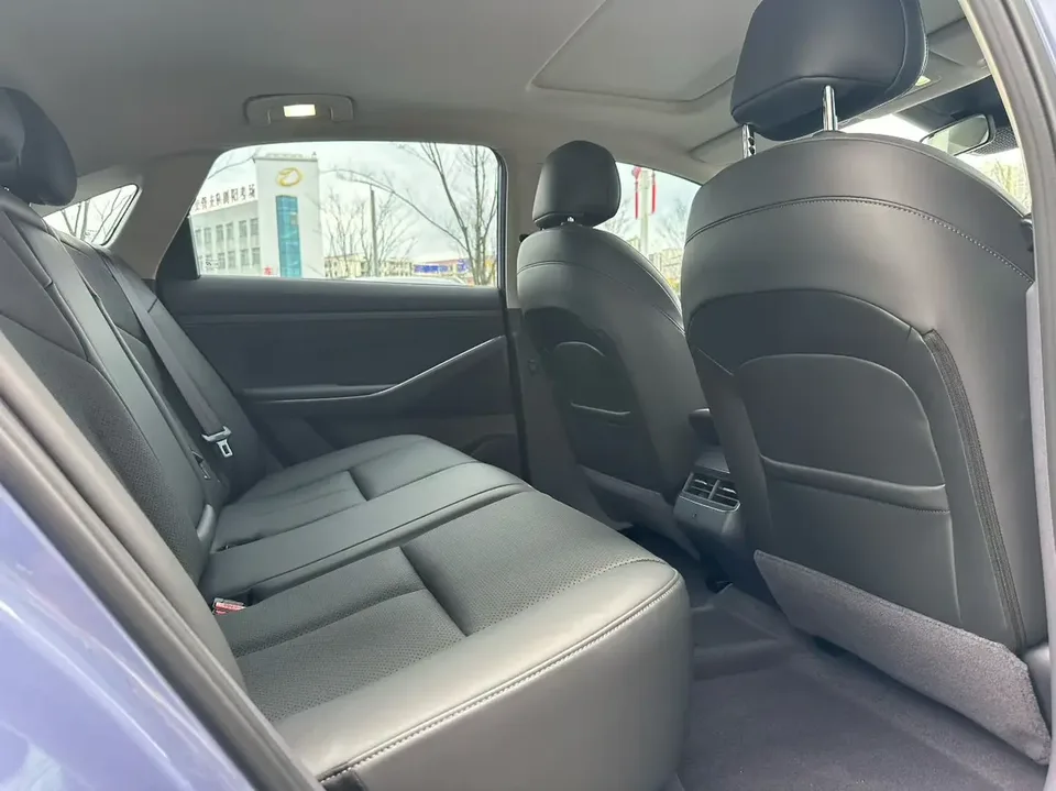 Nissan N6 Nissan N6 2026 180 Pro 2025 — миниатюра 3