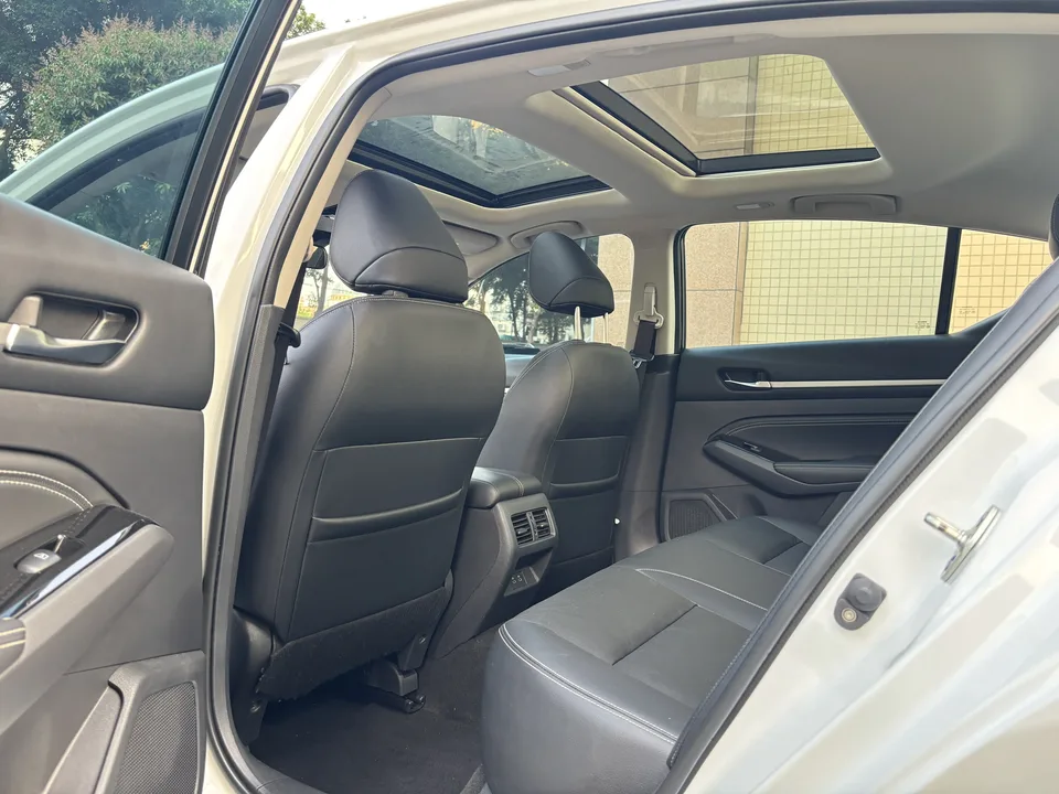 Nissan Altima Teana 2.0L XL-TLS Enjoy Edition 2023 — миниатюра 4