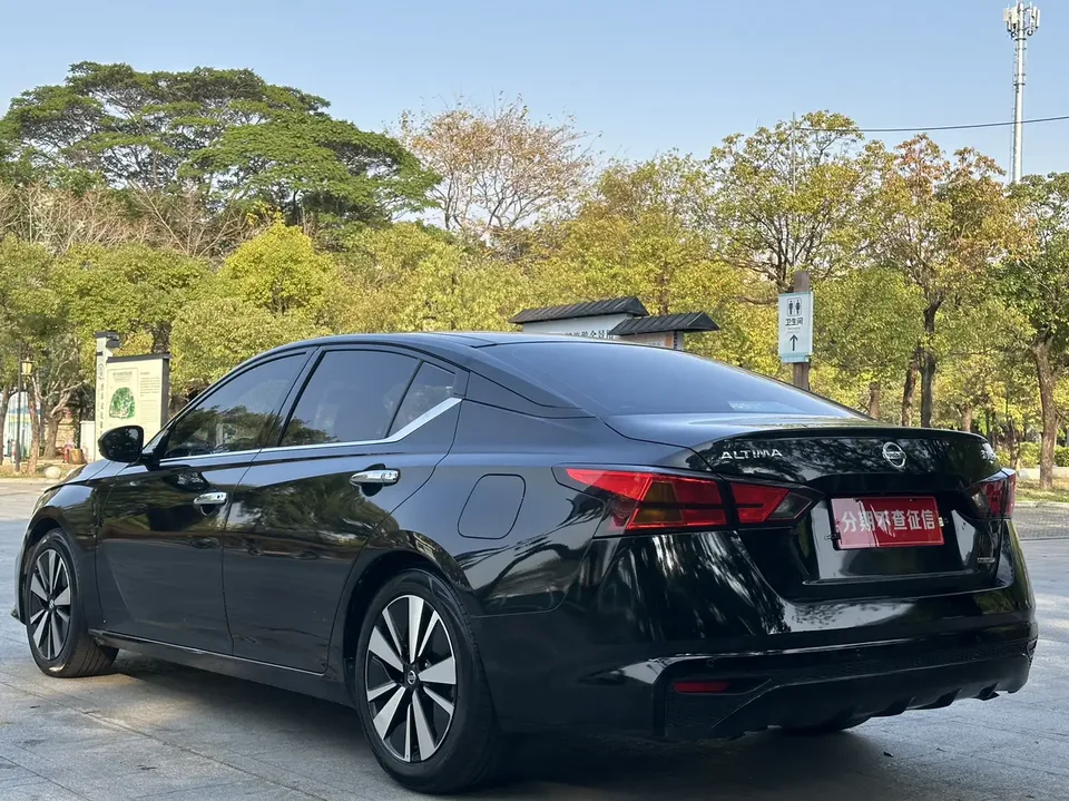 Nissan Altima Teana 2021 2.0L XL Comfort Edition 2022 — миниатюра 2