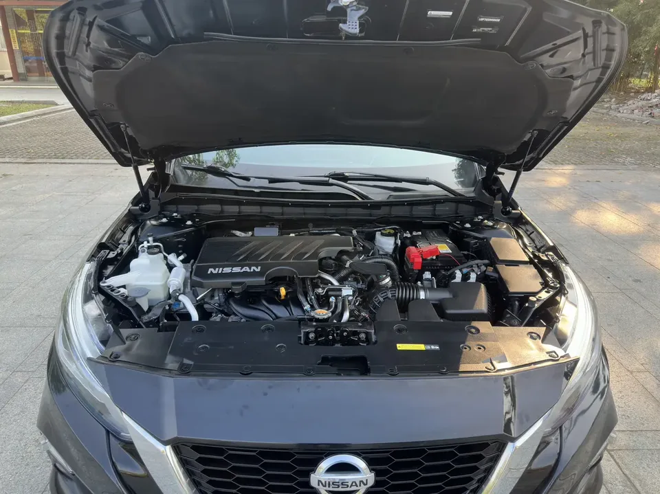 Nissan Altima Teana 2021 2.0L XL Comfort Edition 2022 — миниатюра 3