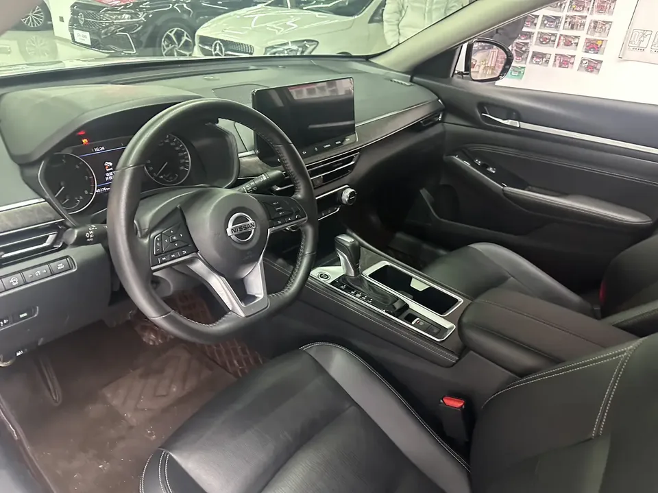 Nissan Altima Teana 2.0L XL-TLS Enjoy Edition 2023 — миниатюра 3