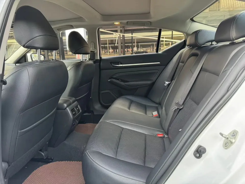Nissan Altima Sound of nature 2022 2.0L XE Pure Edition 2023 — thumbnail 3