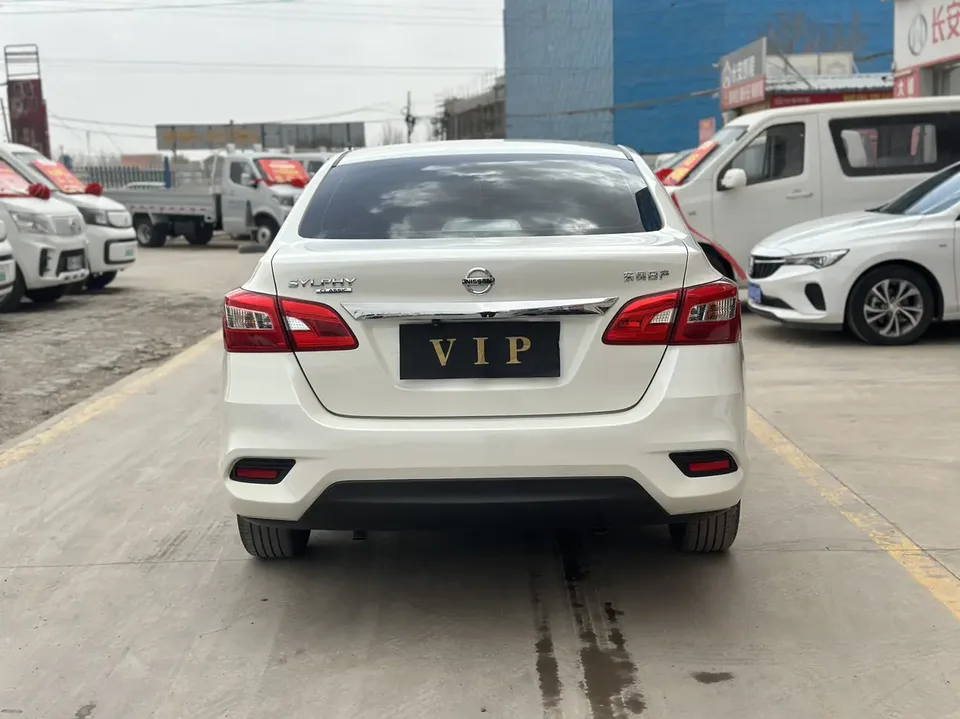 Nissan Sylphy Sylphy 2024 Classic 1.6L XL CVT Luxury Edition 2025 — thumbnail 2