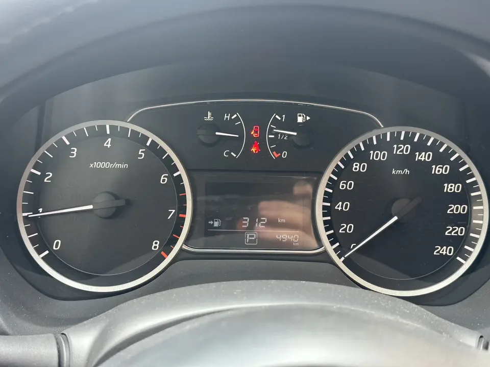 Nissan Sylphy Sylphy 2024 Classic 1.6L XL CVT Luxury Edition 2025 — thumbnail 5