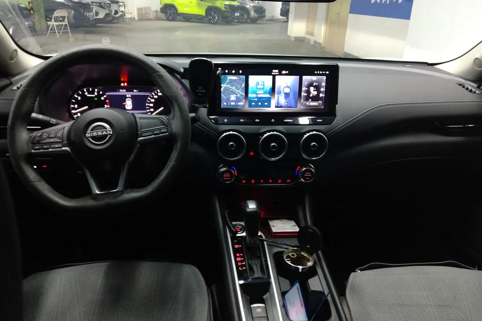 Nissan Sylphy 1.6L CVT Enjoy Edition 2025 — миниатюра 4